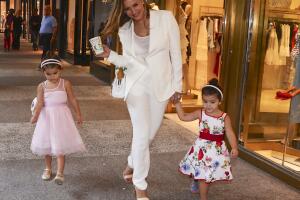 Ellas son Erin y Regina, las hijas de Lola Ponce y Aaron Díaz que tienen cuatro y dos años de edad. 