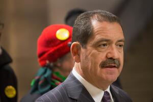 Chicago Taxi Drivers Protest UberX Car Service