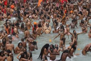 Virus Outbreak India 200K Deaths Photo Gallery