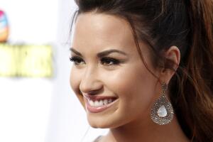demi-lovato-h1.jpg