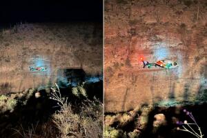 Automóvil cae por acantilado de 300 pies de profundidad con dos personas a bordo