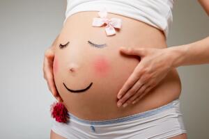 barriga-gravida-menina.jpg