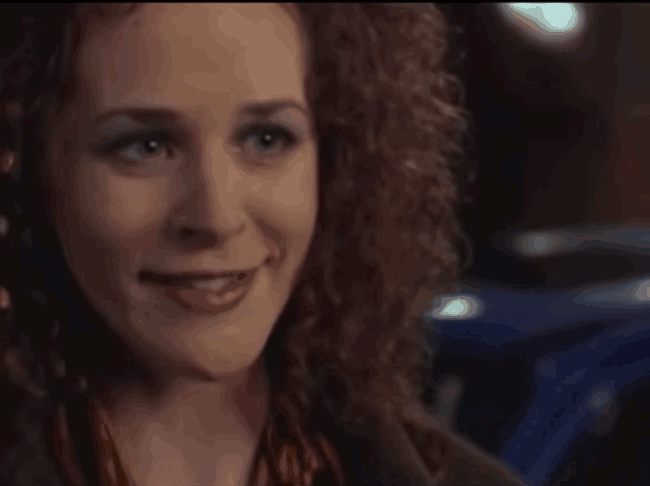 gif-de-the-mist-melissa-mcbride.gif