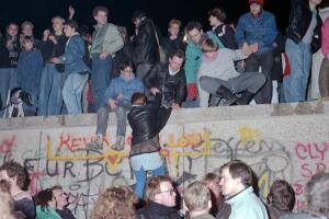 historias-muro-de-berlin.jpg