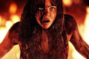 carrie_a_estranha.jpg
