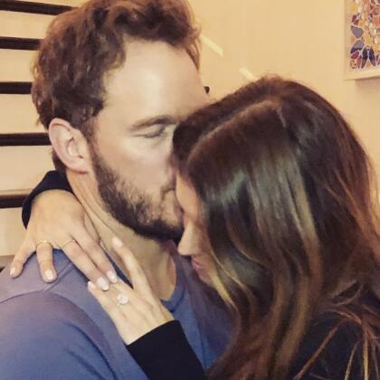Con esta imagen en la que Katherine Schwarzenegger presumía su anillo, ambos anunciaron su compromiso matrimonial.