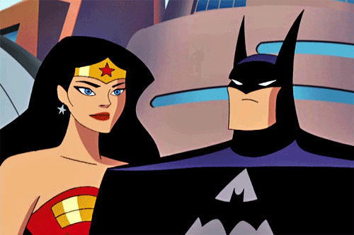 Batman y Wonder Woman beso