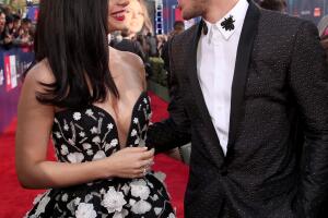 Prince Royce y Emeraude Toubia