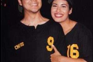 Selena y Chris Pérez