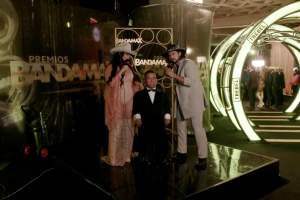 Medio Metro y Miguel Martínez