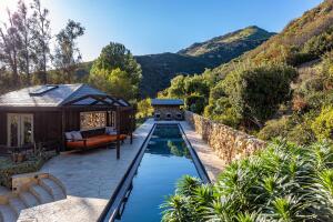 Meghan and Harry reportedly bought Mel Gibson's mansion