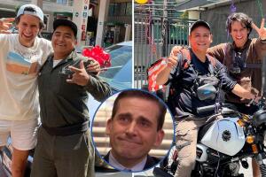Alexis Omman regaló motos, una pantalla y un iPhone a un grupo de recolectores de basura