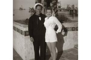Marilyn Monroe y su primer esposo, James Dougherty (4).jpg