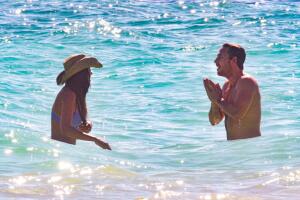 PREMIUM EXC Eiza Gonzalez and Luke Bracey