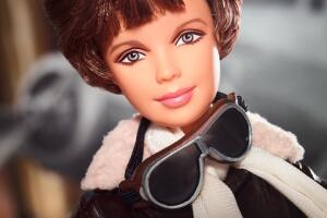 barbie-amelia-earhart-1.jpeg