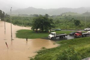 Inundacion Naguabo3.jpg