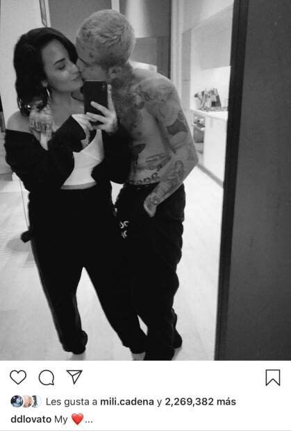 Mientras Demi Lovato Termina Un Fugaz Noviazgo Su Ex Wilmer Valderrama Le Propone Matrimonio A Su Novia Famosos Univision