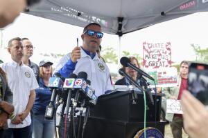 Immigration-Florida-Detention-Center