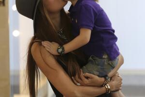 Galilea Montijo y su hijo Mateo