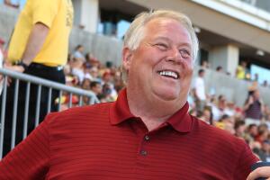 Dell Loy Hansen