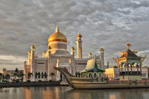 Sultan Omar Ali Saifuddin Mosque, Brunei Darussalam, depicting M