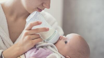 Leche de fórmula: cómo elegir la más adecuada para mi bebé