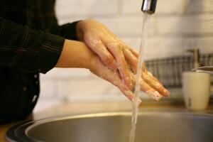 salud bacteria manos