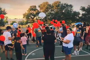 Jonathan Alderete San Antonio tiroteo Hemisfair Plaza Way parque basquetbol San Antonio Park Police