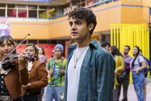 Germán Bracco Dani en La Flor mas Bella del Ejido Temporada 1. Cr. Amanda Safa Netflix (2).jpg