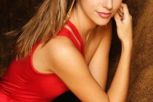 Stephanie Cayo