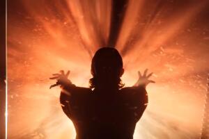 stranger-things-eleven-portal-s2.jpg