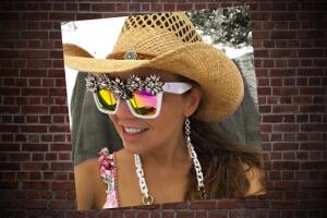 Thalía tiene una obsesión por los lentes de sol