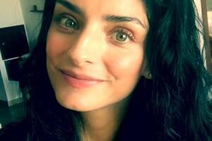 Aislinn Derbez