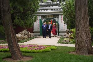 Trump y Xi Jinping en paseo por Beijing