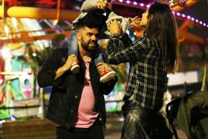 En fotos: Alejandra Espinoza de paseo por Santa Mónica con Matteo