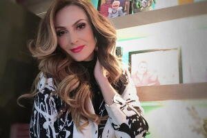 Nora Salinas5.jpg