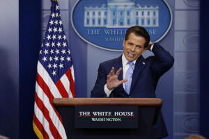Anthony Scaramucci durante su primera rueda de prensa como director de comunicaciones de la Casa Blanca.