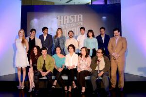 hasta-que-te conoci-juan-gabriel-serie.jpg