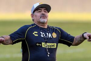maradona-dorados.jpg