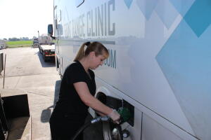 mobile_clinics_nurse_04.jpg