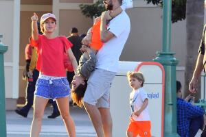 Shakira, Piqué, Sasha, MIlan, Disney 2018