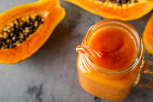 suco-de-mamao-0117-1400x800.jpg