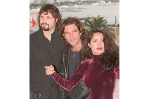 salma-hayek-antonio-banderas-desperado.png