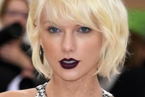"Manus x Machina: Fashion In An Age Of Technology" Costume Institute Gala - Arrivals