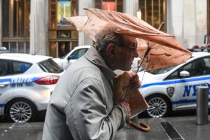 Las áreas en donde se ha sentido con más fuerza los vientos son: la Ciudad de Nueva York y Long Island.