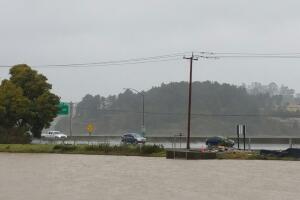 Imágenes de las inundaciones en el condado de Marin, en el norte de California. 8 de enero, 2017.