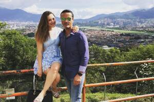 Sherlyn se va de viaje con su novio Paco Zea y derrochan amor