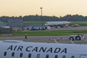 Air Canada 