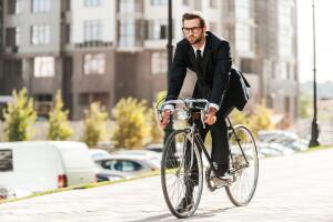 en-bici-al-trabajo.jpg