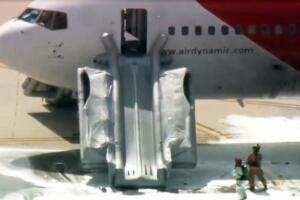 Avión se incendia en aeropuerto de Ft. Lauderdale.